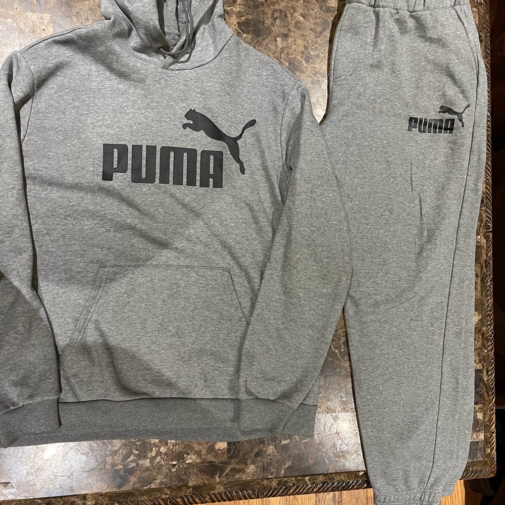 Puma sweatsuit